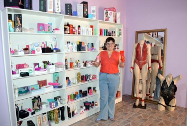 Empresária Jéssica inaugura MB Sexy Shop em Fartura 
