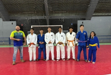 Atletas avareenses obtêm excelentes resultados em Buri