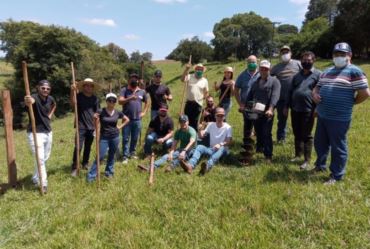 Alunos da FIT participam de projeto ambiental em Taguaí 