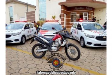 Polícia Militar recupera moto furtada em Avaré 