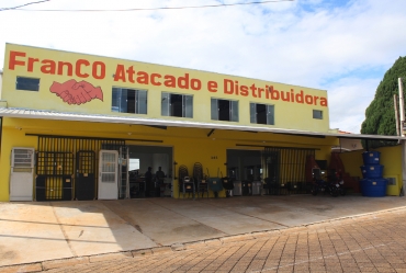 FranCO Atacado tem o melhor em materiais de construção