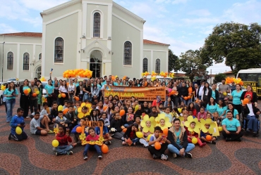 Fartura realiza Campanha “Faça Bonito” com teatro e  passeata em prol da proteção de crianças e adolescentes