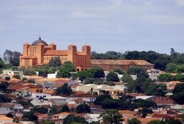 Feriado nesta quinta-feira (24) em Itaporanga: Dia do padroeiro São João Batista; dia 26, live em beneficio de obras na matriz