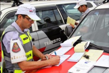 Um em cada cinco motoristas tem recursos aceitos contra multas de trânsito, suspensão do direito de dirigir e cassação de CNH 