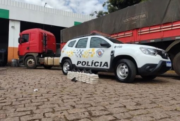 Paraguaio é preso em Santa Cruz do Rio Pardo ao viajar com mais de 50 kg de cocaína e armas