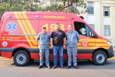 Corpo de Bombeiros de Avaré ganha viatura especializada em resgate