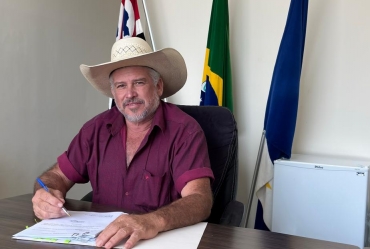 Prefeito envia projetos de obras à Câmara e pede união para o desenvolvimento de Tejupá