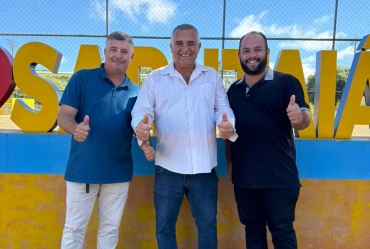 Deputado Luiz Carlos Motta destina verba para compra de ambulância para Sarutaiá 