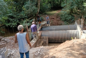 Prefeitura de Avaré reconstrói a ponte do Horto Florestal destruída pelas chuvas