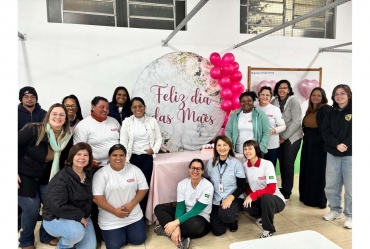 Fundo Social homenageia alunas do curso de Costura do Senai com café especial em comemoração ao Dia das Mães
