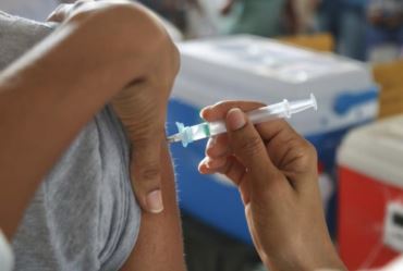 Avaré e Taquarituba suspendem vacinação contra a Covid por falta de doses