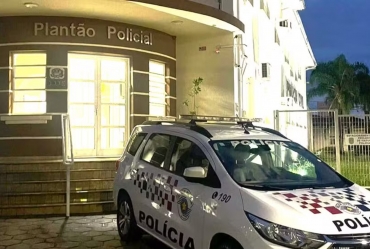 Vizinho é preso suspeito de assediar crianças por alambrado em Avaré