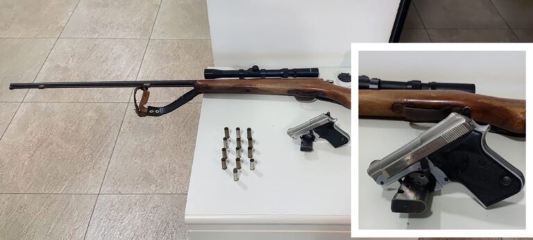 Após revista em residência, Polícia Militar prende homem em posse de arma de fogo