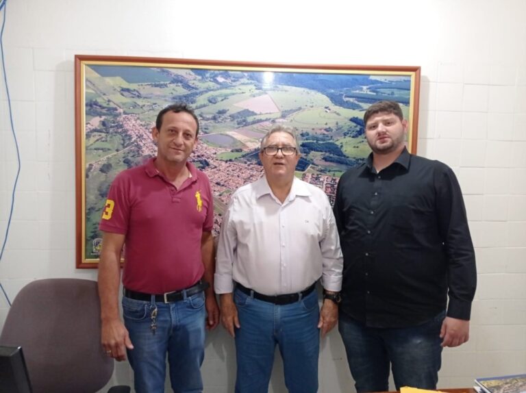 Assessores da diretoria estadual do Procon visitam Sarutaiá