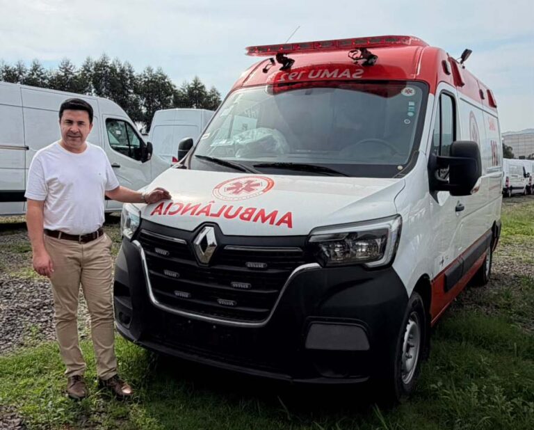 Prefeitura de Timburi incorpora duas novas ambulâncias à frota da Saúde em uma semana