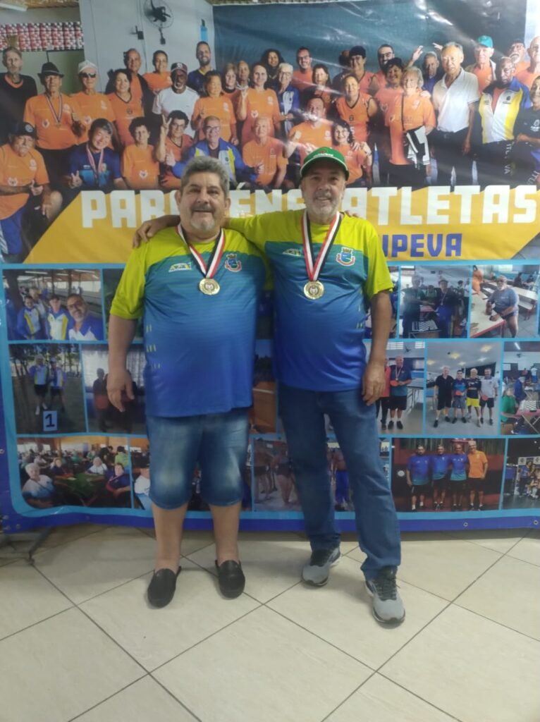 Atletas conquistam o bicampeonato no truco nos Jogos da Melhor Idade